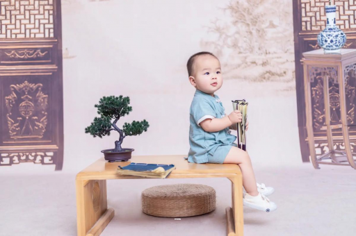 新疆孕妇几个月胸部变大